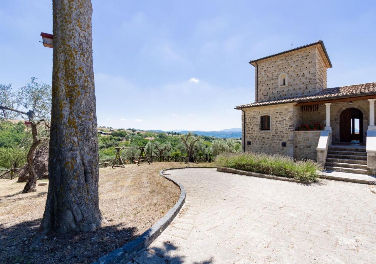 Agriturismo Torre Gialluise Gesualdo Exteriör bild