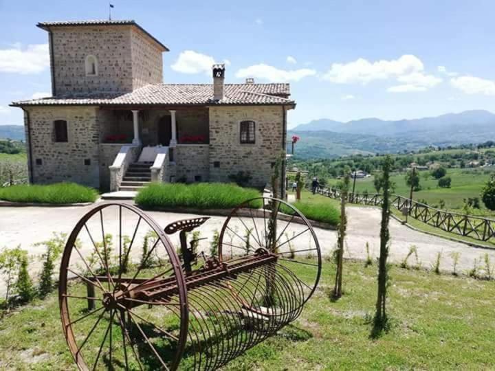 Agriturismo Torre Gialluise Gesualdo Exteriör bild