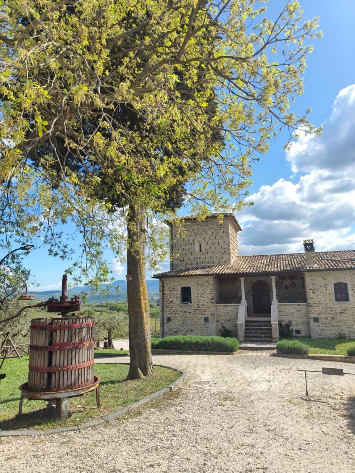 Agriturismo Torre Gialluise Gesualdo Exteriör bild